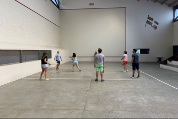 cours de pelote basque à Biarritz
